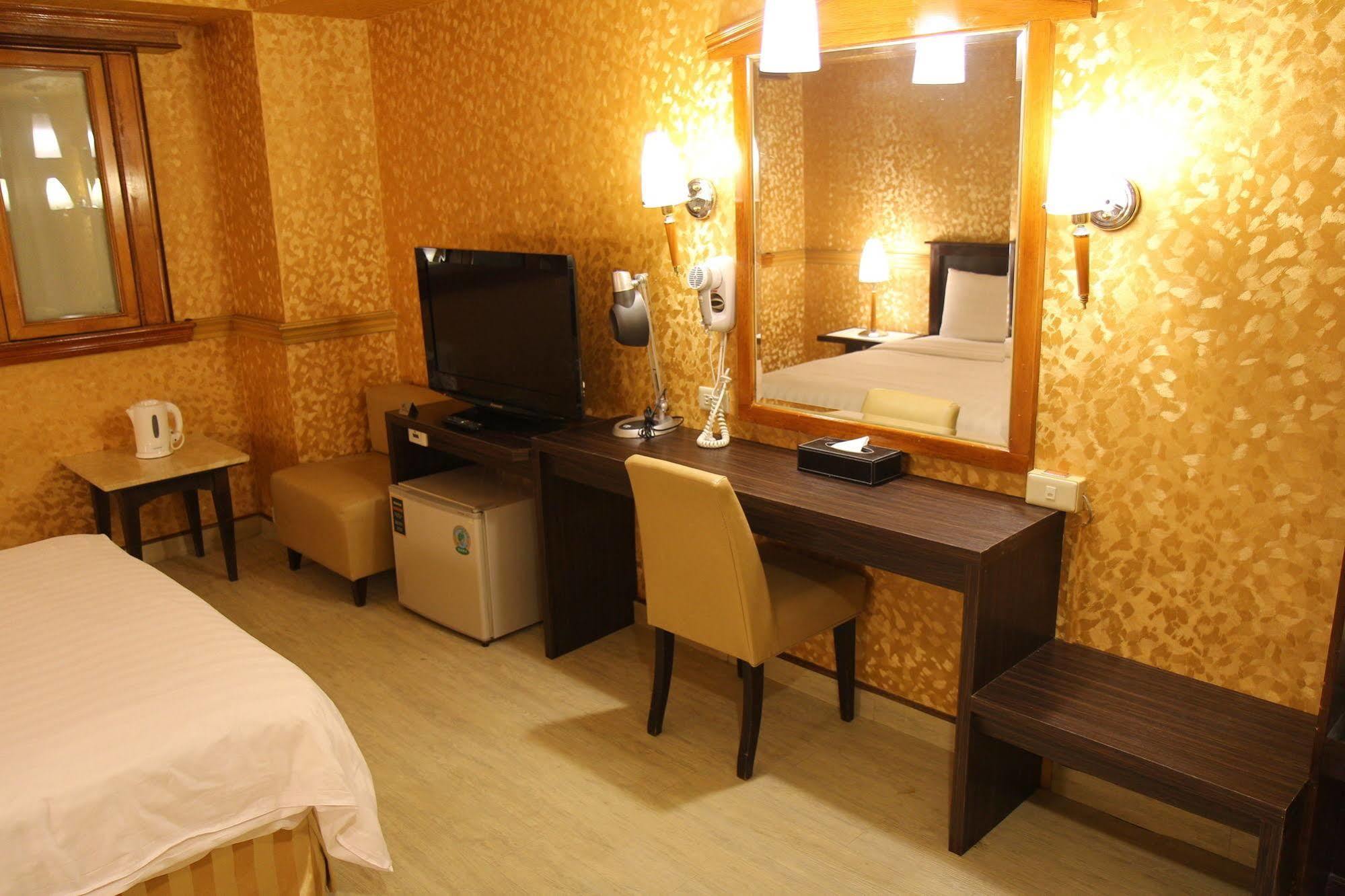 Goodness Hotel Kaohsiung Exterior foto