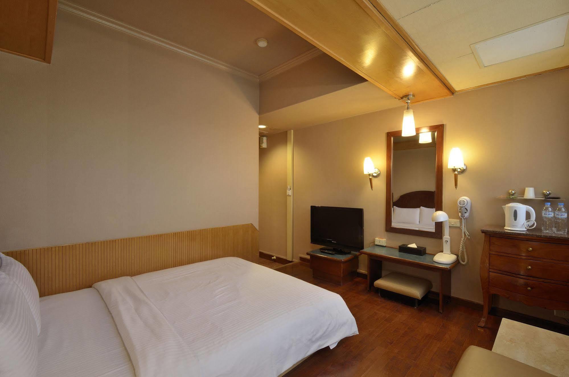 Goodness Hotel Kaohsiung Exterior foto